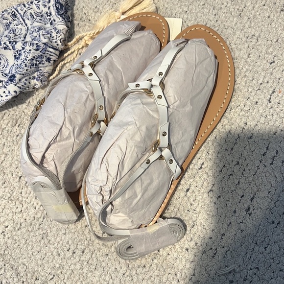 NWT pilcro leather strappy harness tie up sandals - Picture 8 of 9